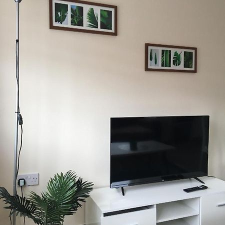 Modern 1 Bedroom Flat Perfect For Match Or City Break Liverpool Esterno foto